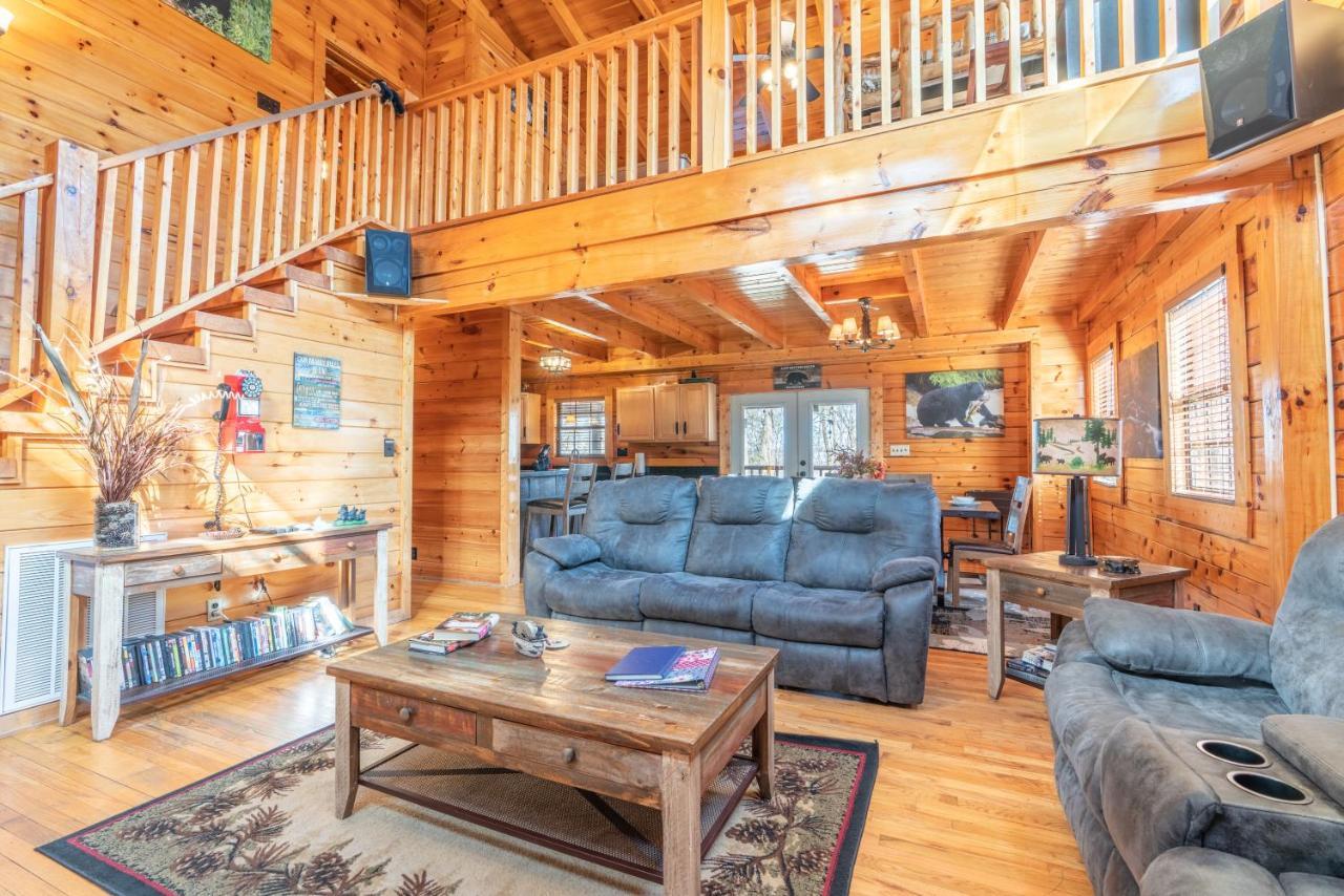 Сasa de vacaciones Comfort Bearway To Heaven W Private Hot Tub Pigeon Forge